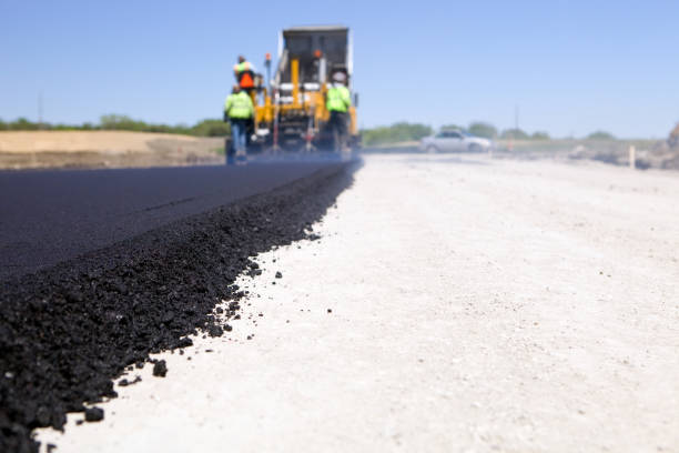 Best Affordable Driveway Paving  in Brooklyn, IA